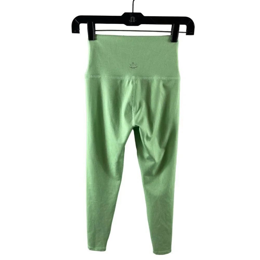 Beyond Yoga Heather Rib High Waisted Midi Legging Size Small Lime Green Athletic - Picture 2 of 9